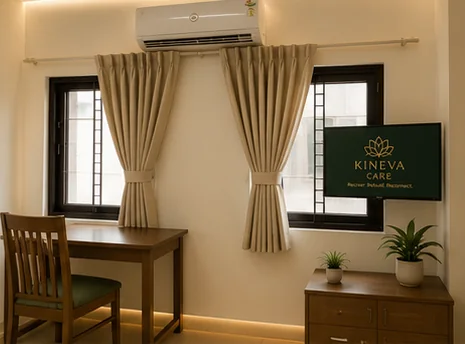 Room with desk, window and curtains